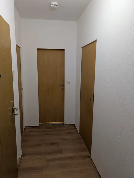 Saniertes 2-Zimmer-Apartment in Berlin-Neu-Hohenschönhausen — photo 1